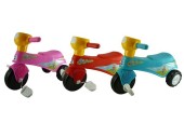 Plastique tricycle disponible en rouge, rose ou bleu