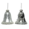 Decoris Glazen kerstornamenten in vorm van gedecoreerde klokjes dia 6.5cm x 8 cm zilver