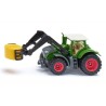 Siku 1539 Fendt met balengrijper 93x35x42mm