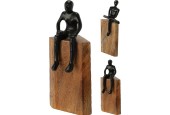 Alu mensfiguur op houten blok 23cm zwart