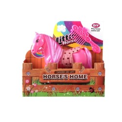 Cheval 15cm avec peigne dans une boîte d'exposition 36x28x16cm