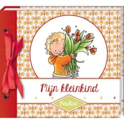 Mon petit-enfant Livre à remplir Pauline Oud (version renouvelée) Relié 128 pages