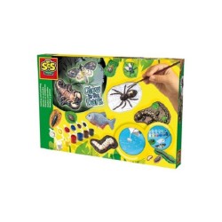 Ses figurines projettent des bêtes effrayantes