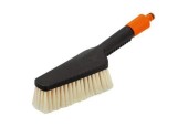 Gardena Brosse de lavage à la main pour nettoyer les meubles de jardin, les portes de garage, les véhicules, etc.