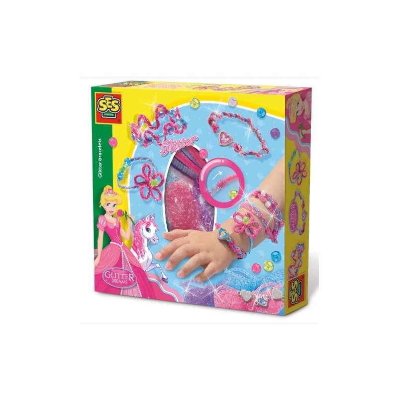 Ses bracelets à paillettes