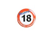 Paperdreams Button klein - 18 jaar verkeersbord