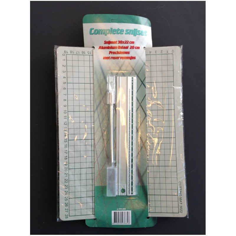 Set de tapis de découpe 4 pièces : tapis de découpe 20x30cm, règle, couteau et lames de rechange